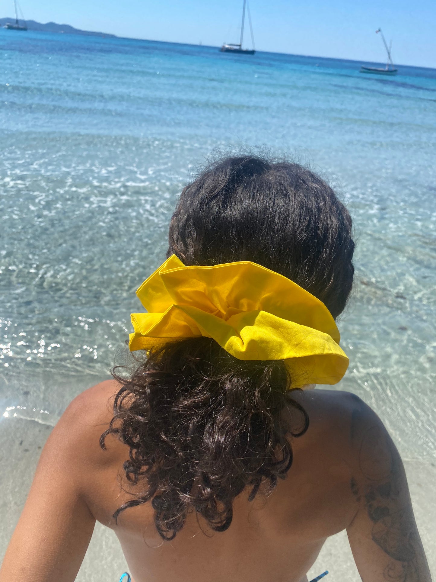 Le voile de coton jaune