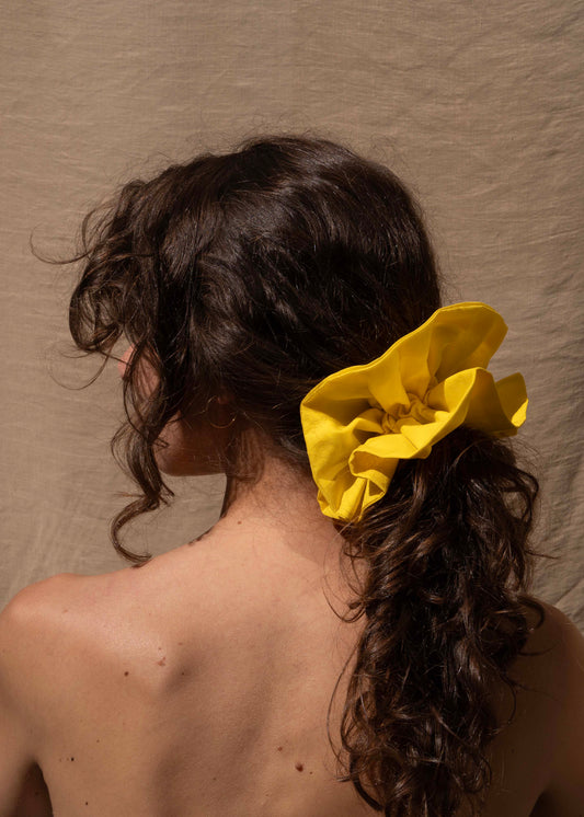 Le voile de coton jaune